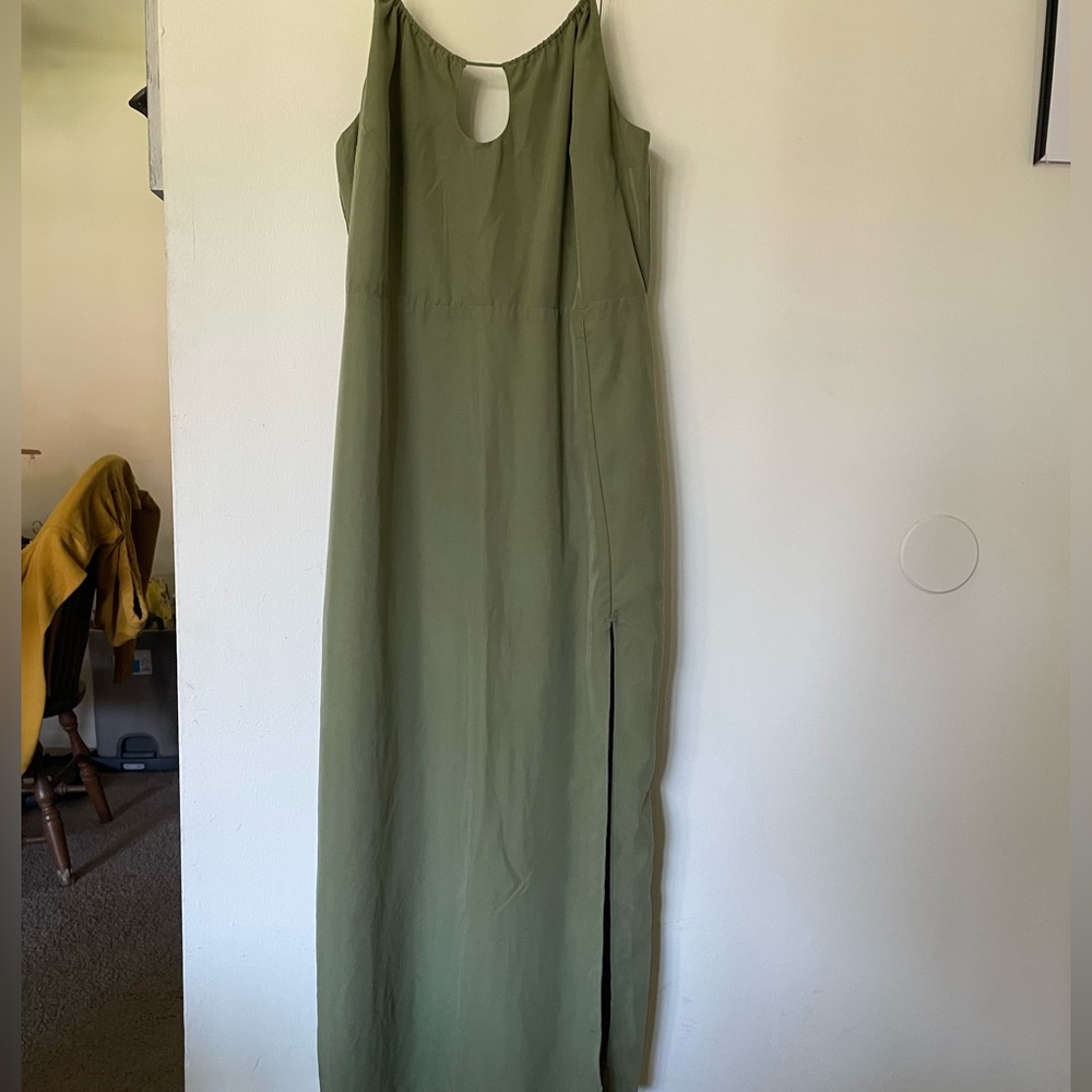 Green Abercrombie and Fitch dress